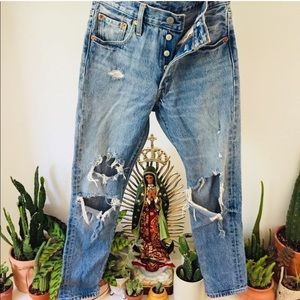 Levi’s 501 Skinny distressed